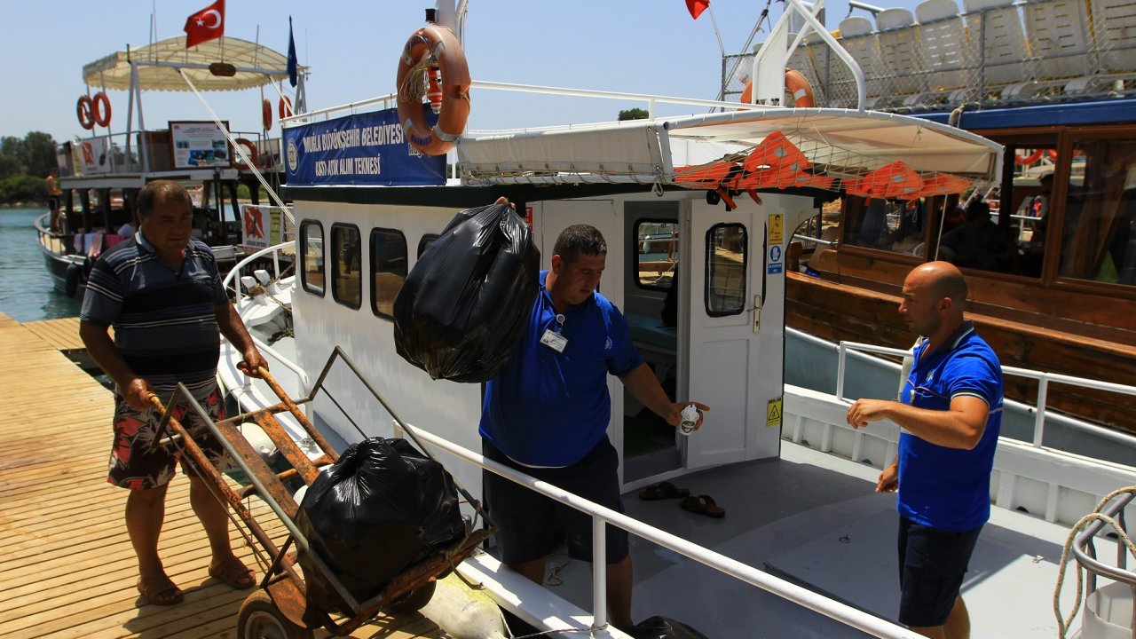 2021 YILINDA 3 MİLYON 637 BİN 125 KG KATI ATIK TOPLADI