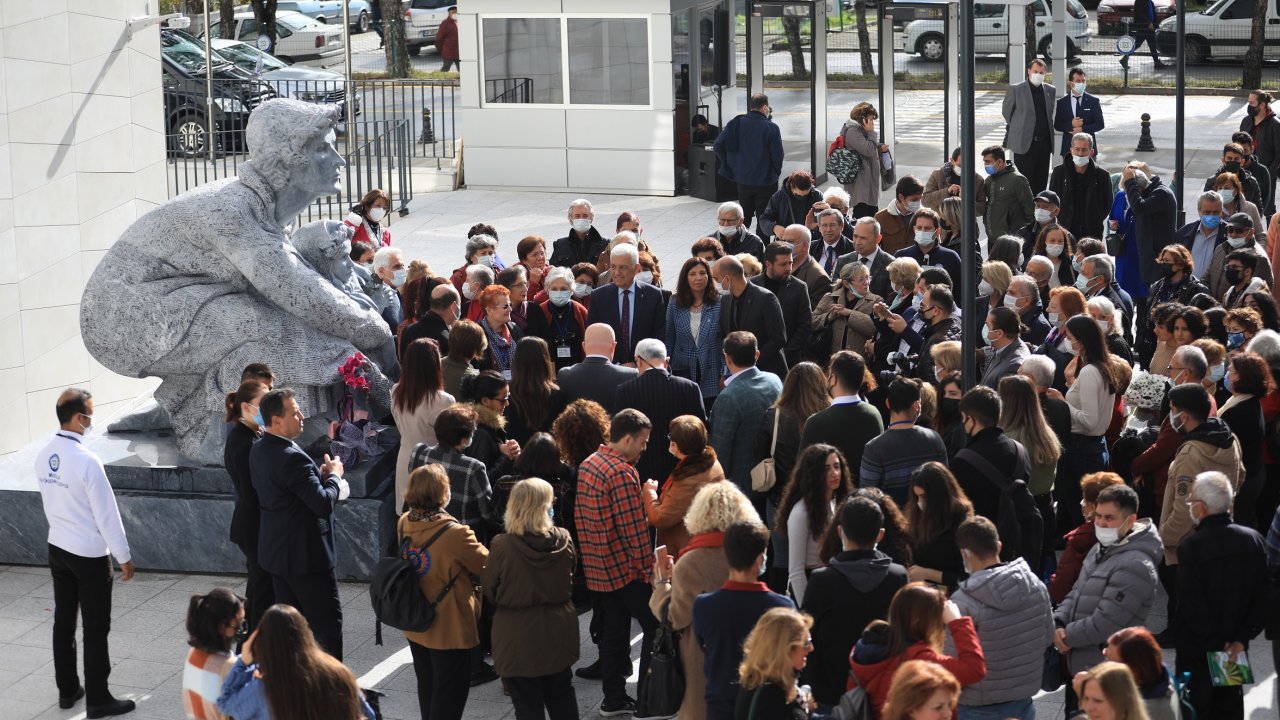 TÜRKAN SAYLAN DOĞUM GÜNÜNDE ANILDI