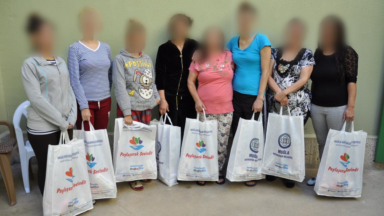 KADER MAHKÛMLARINA HİJYEN DESTEĞİ