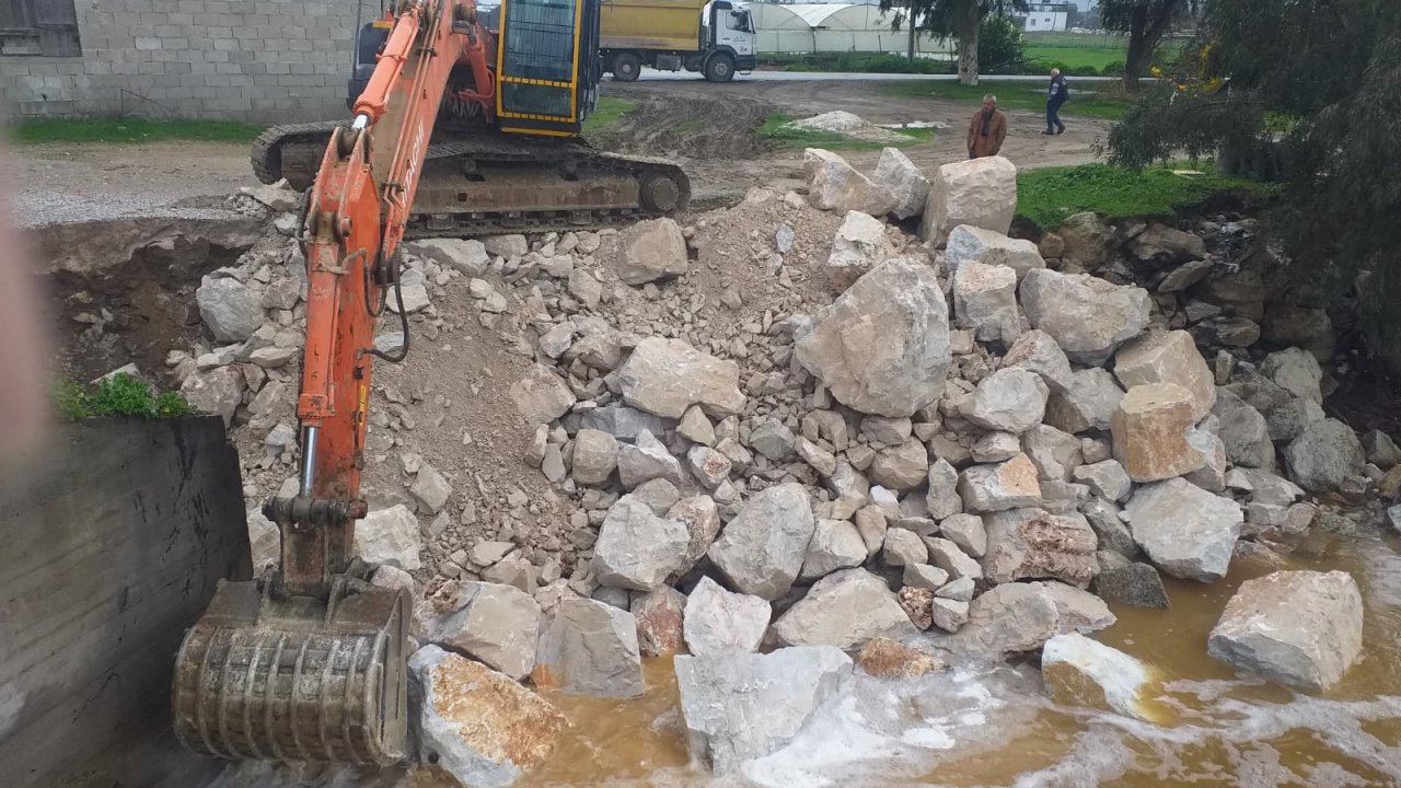 MİLAS’TA SELE KARŞI ÖNLEM ALINIYOR