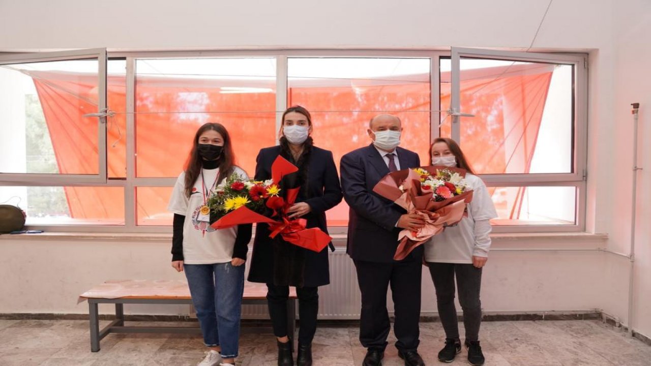 BAŞKAN OTGÖZ, GELECEĞİN MUCİTLERİYLE BULUŞTU