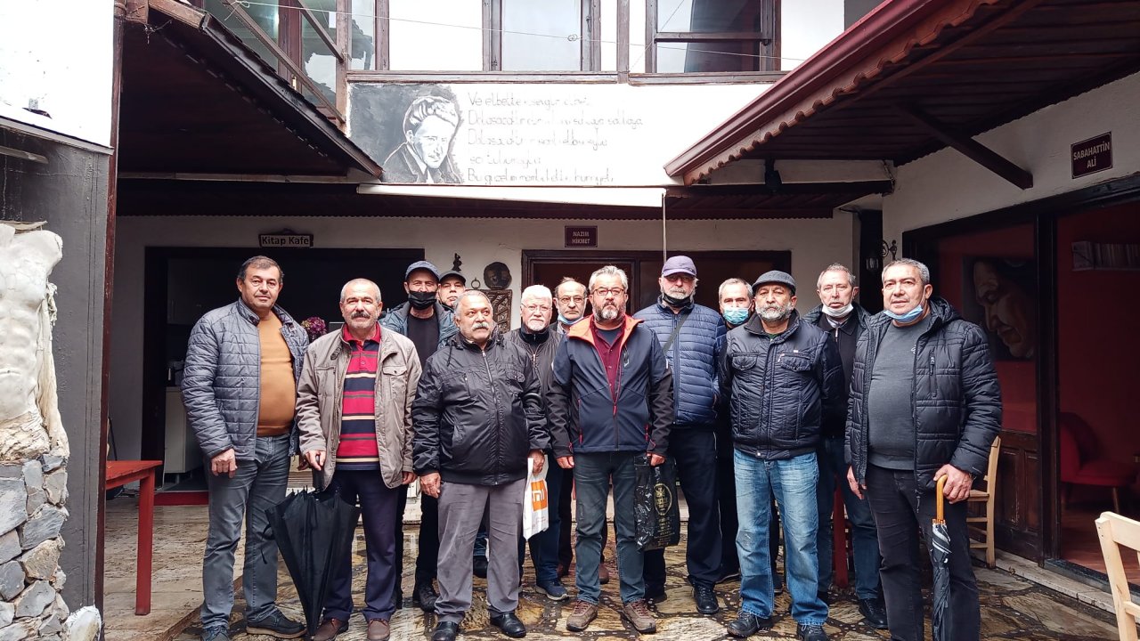 TÜM EMEKLİ SEN: “YÜZDELİK VE GÖSTERMELİK ARTIŞLARA HAYIR”