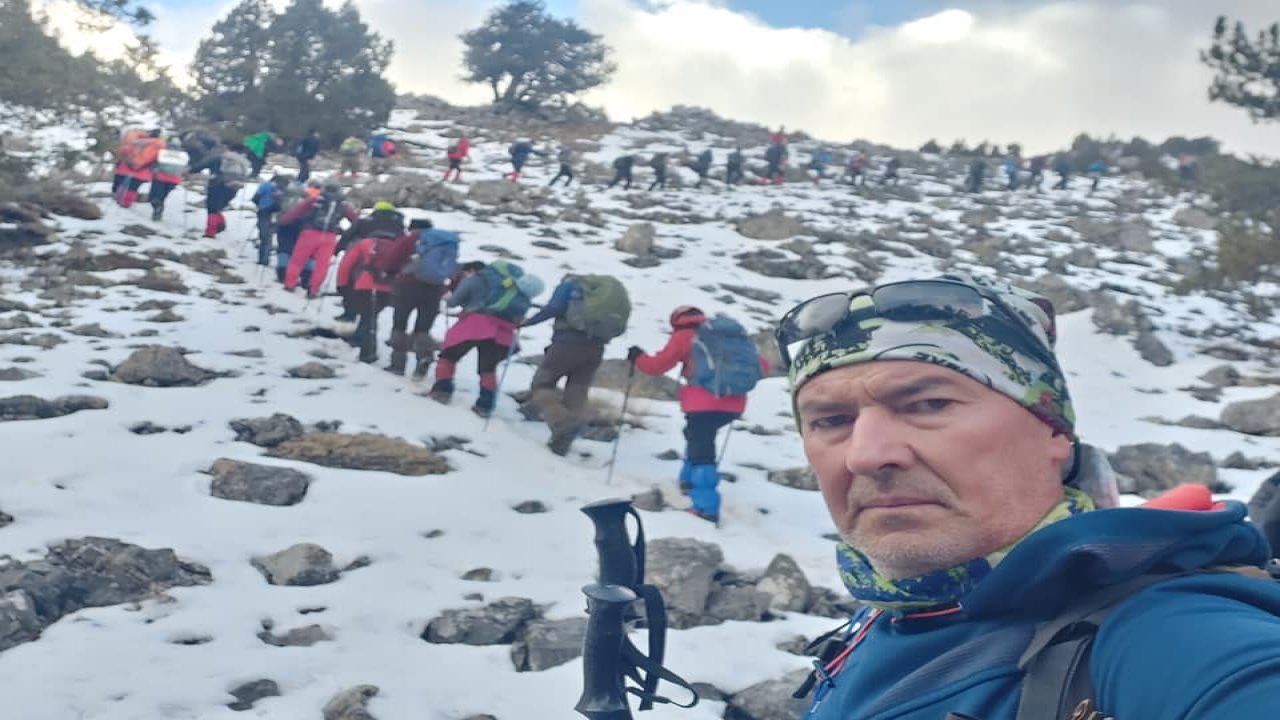 DAĞCILAR, YENİ YILDA 2 BİN 571 RAKIMDA BAYRAK AÇTILAR