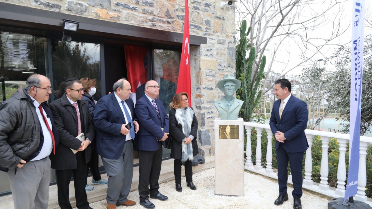 BODRUMLU PROFESÖR AVRAM GALANTİ'NİN KİTABI TANITILDI