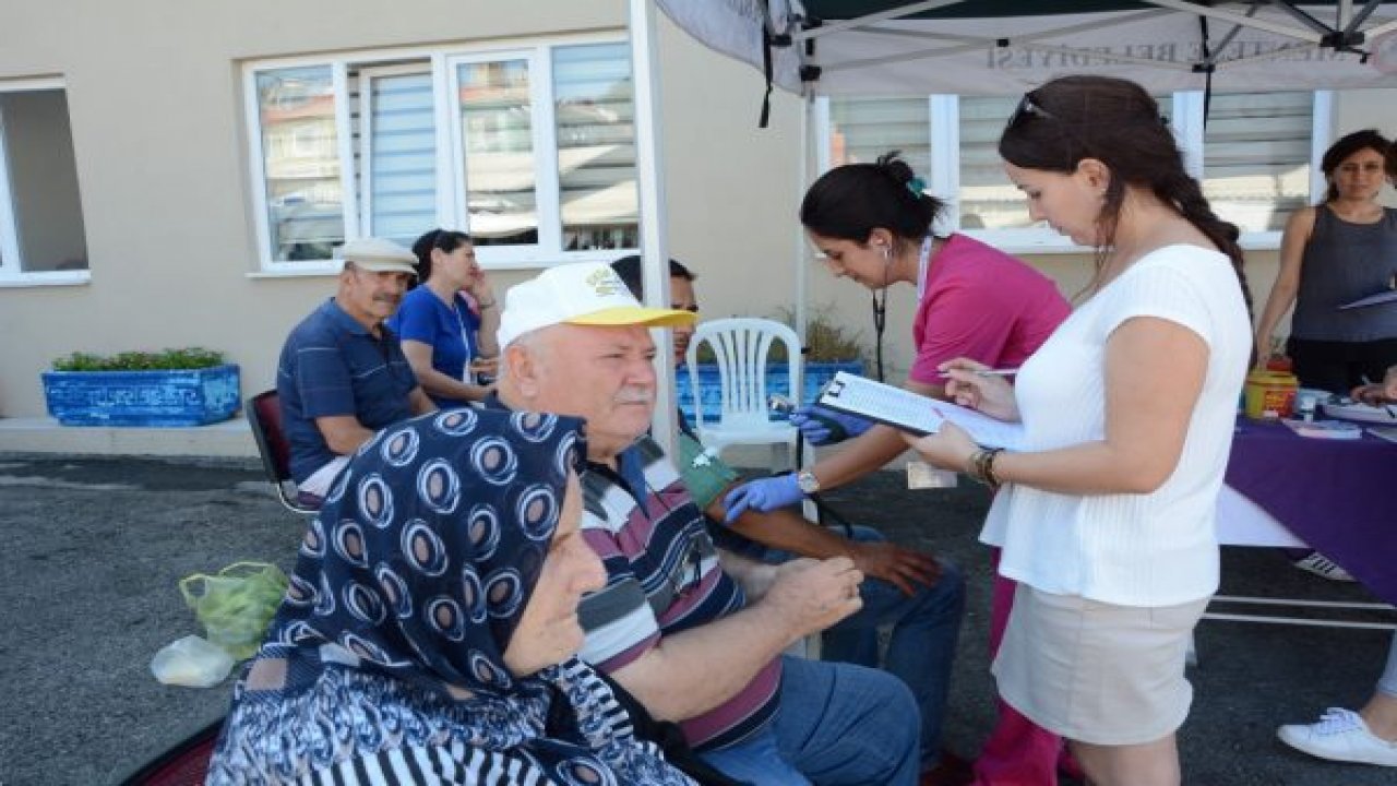 Ücretiz Sağlık Taramaları Yapılıyor