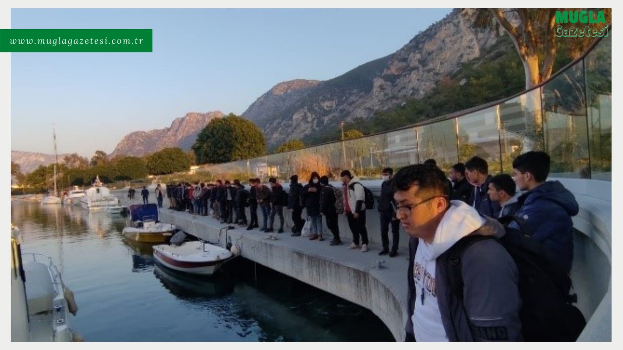 BİR YELKENLİDE 111 GÖÇMEN YAKALANDI