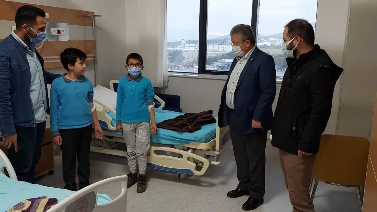 YATAĞAN CHP’DEN ZEHİRLENEN ÖĞRENCİLERE ZİYARET