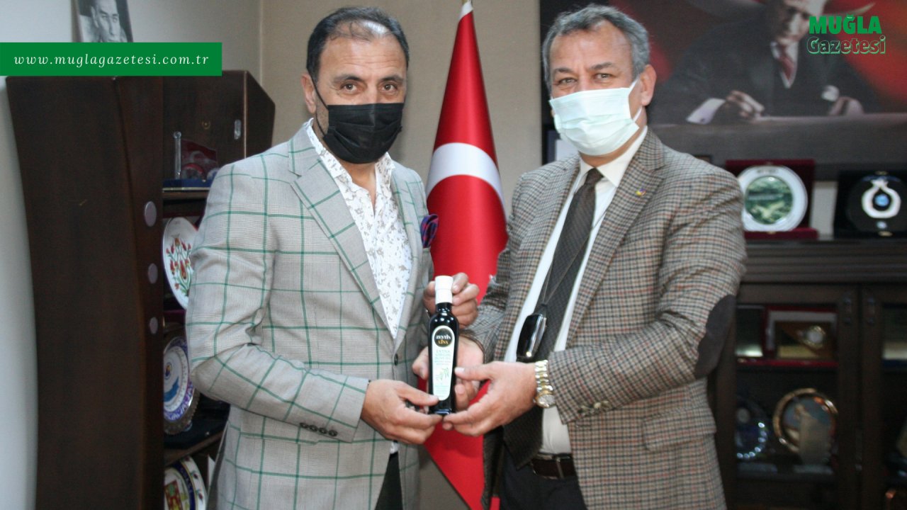 BELEDİYE BAŞKANIYDI ZEYTİNYAĞI ÜRETİCİSİ OLDU