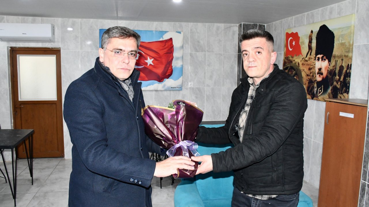 BAŞKAN TOKSÖZ UZMAN ÇAVUŞA GEÇMİŞ OLSUN ZİYARETİNDE BULUNDU