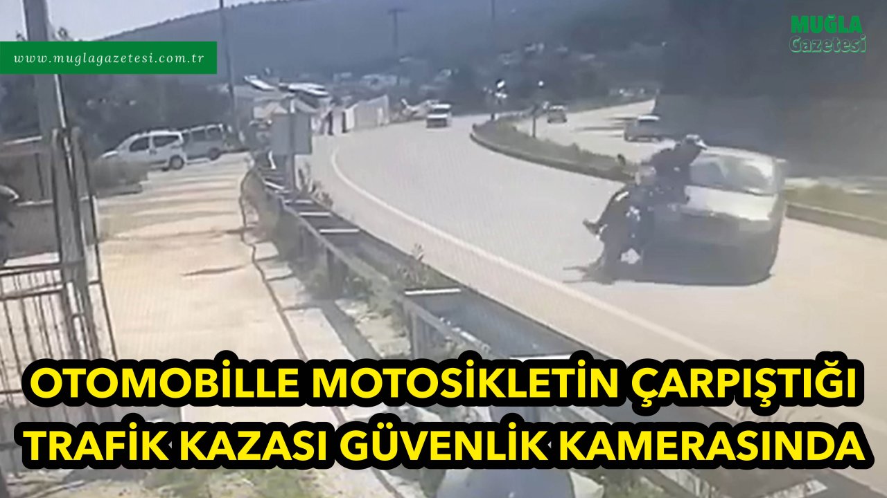 OTOMOBİLLE MOTOSİKLETİN ÇARPIŞTIĞI TRAFİK KAZASI GÜVENLİK KAMERASINDA