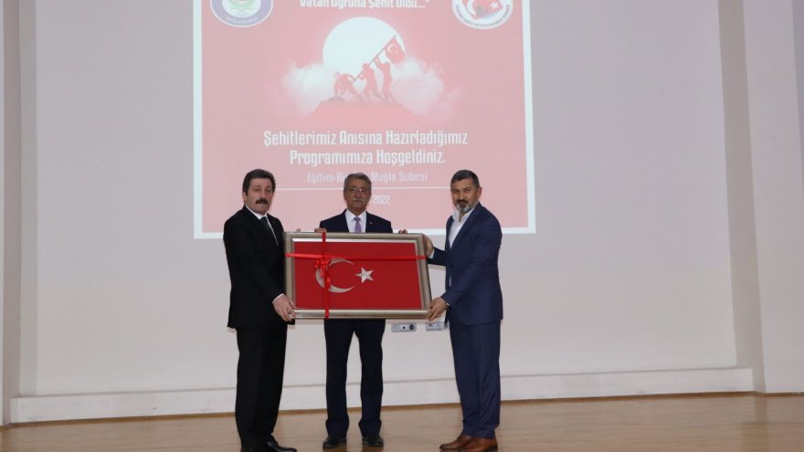 MUĞLALI ŞEHİTLERİN BELGESEL FİLMİ İZLENDİ