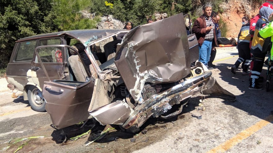 DÜZEN MEVKİİNDE KAZA: 2 YARALI