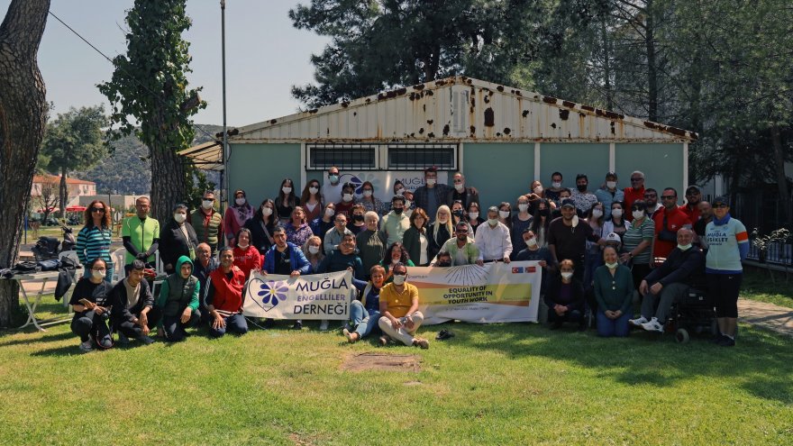 “ENGELLİ BİREYLERİN SOSYAL YAŞAM İÇİNDE YER ALMALARI İÇİN ÇALIŞIYORUZ”