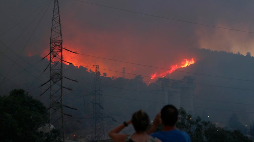 ELEKTRİK HATLARININ YERALTINA ALINMASI İÇİN KAMPANYA BAŞLATILDI