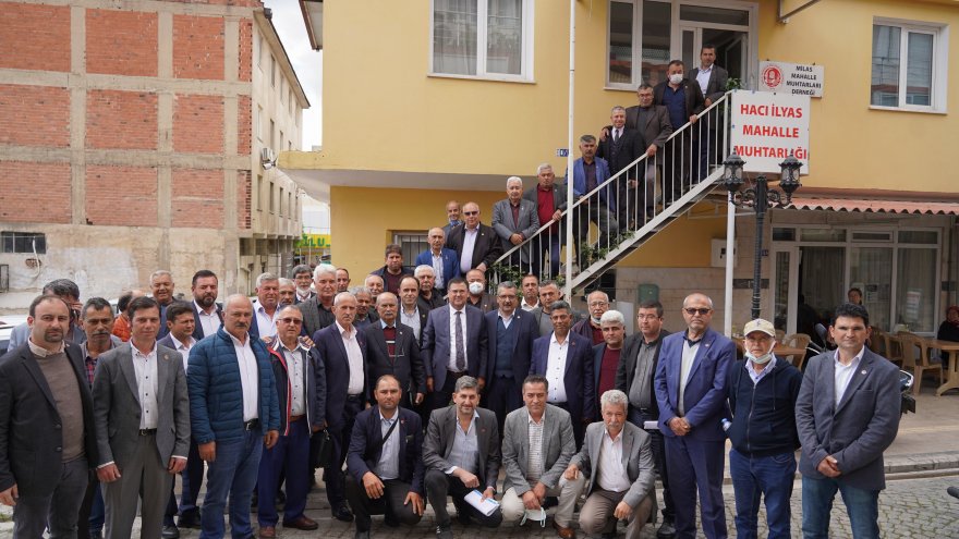 BAŞKAN TOKAT MİLAS MUHTARLARIYLA BİR ARAYA GELDİ