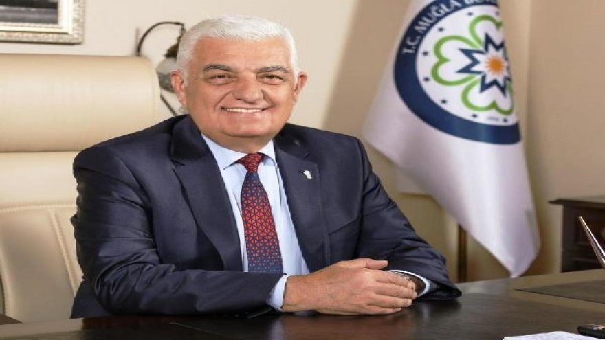 BAŞKAN GÜRÜN; 23 NİSAN’I KUTLADI