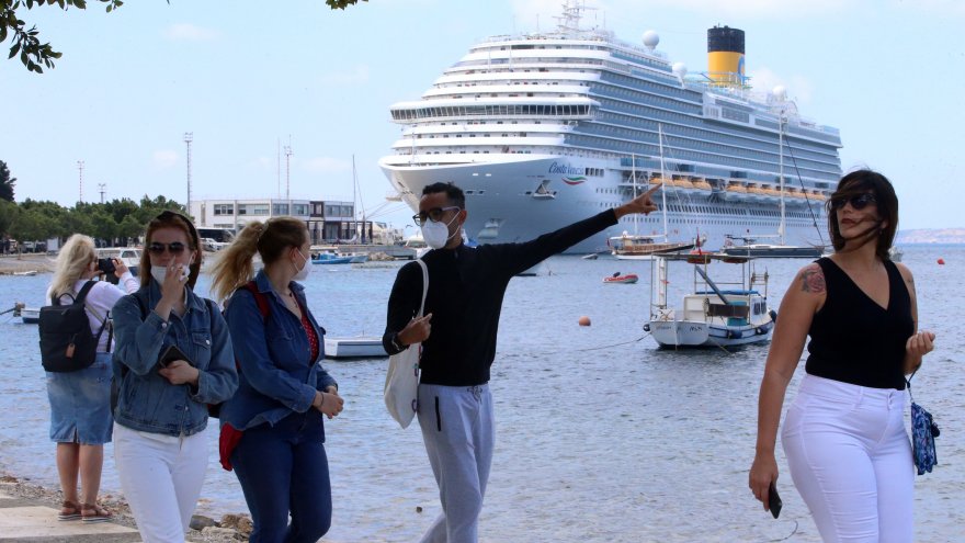 İTALYA BANDIRALI KRUVAZİYER COSTA VENEZİA  BODRUM'A YANAŞTI