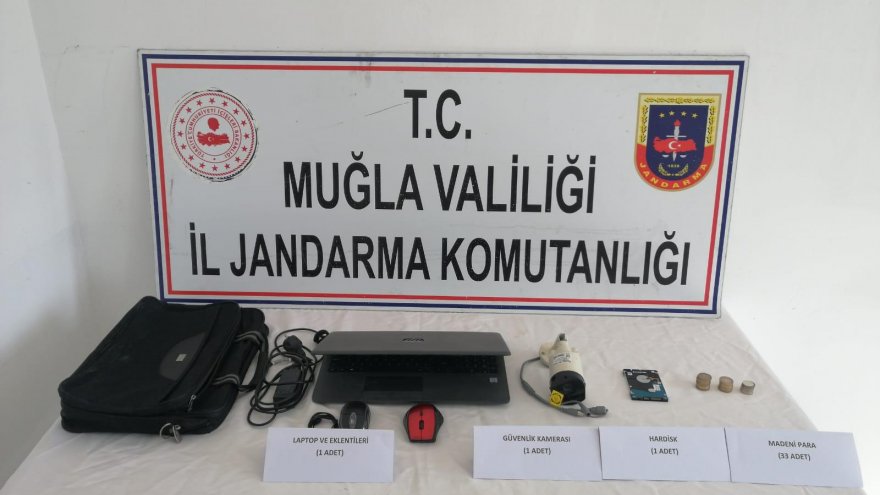 HIRSIZLIK YAPTIKLARI İDDİASIYLA 2 ŞÜPHELİ YAKALANDI