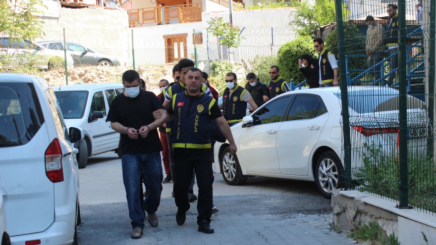 FUHUŞ OPERASYONUNDA 13 KİŞİ GÖZALTINA ALINDI, 22 KADIN KURTARILDI