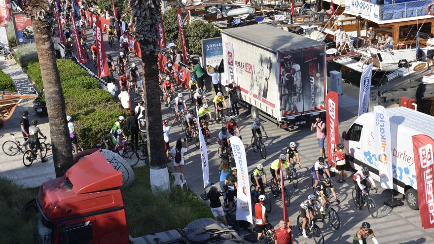 HALİKARNAS GRANFONDO BİSİKLET YARIŞLARI BAŞLADI