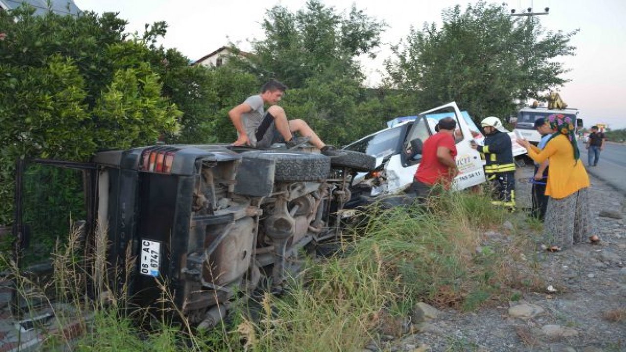 Alkollü sürücü park halindeki araçlara çarptı