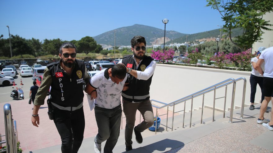 MÜEBBET HAPSE ÇARPTIRILAN FİRARİ HÜKÜMLÜ BODRUM'DA YAKALANDI