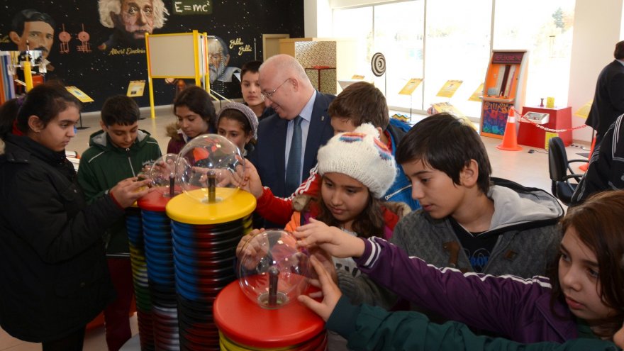 ÇOCUK BİLİM PARKI YENİDEN KAPILARINI AÇTI