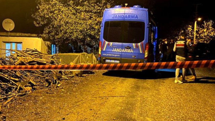 AMCASI VE İKİ KUZENİNİ ÖLDÜRDÜĞÜ İDDİA EDİLEN SANIK YARGILANIYOR