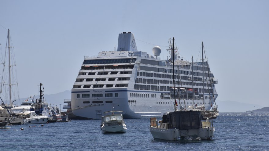 DENİZ TURİZMİNDE HAREKETLİLİK YAŞANIYOR