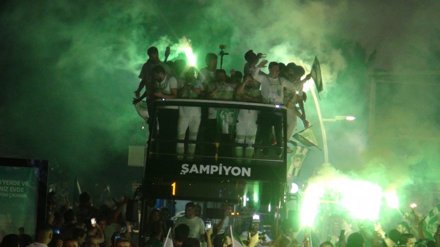 SPOR TOTO 1. LİG'E YÜKSELEN BODRUMSPOR TARAFTARIYLA BULUŞTU