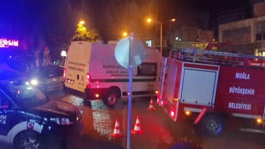 OTOMOBİLİN ÇARPTIĞI İNGİLİZ TURİST ÖLDÜ