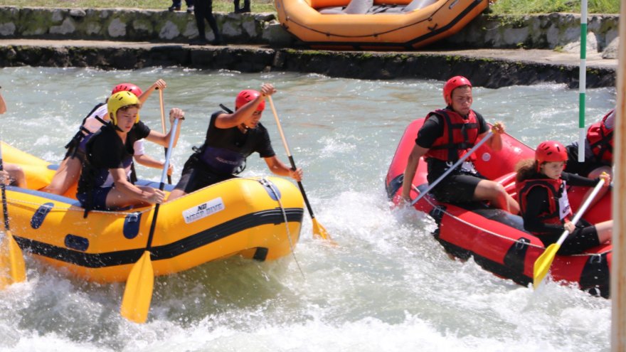 DALAMAN OKULLARI RAFTİNGDE TARİH YAZDI