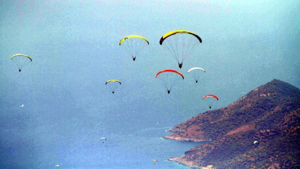 Ölüdeniz’de 35 bin uçuş yapıldı