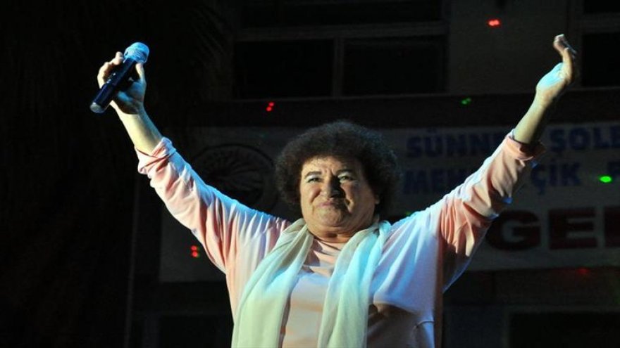 SELDA BAĞCAN MUĞLA’DA Kİ  KONSERİNİ İPTAL ETTİ