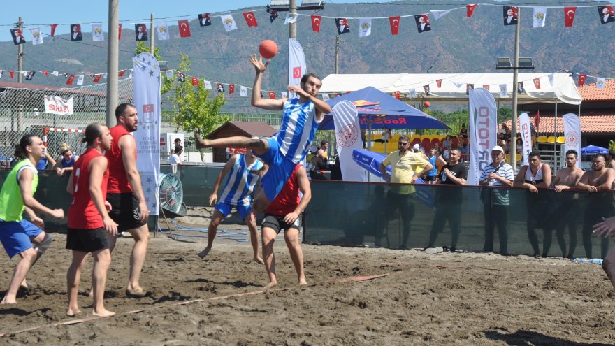 PLAJ HENTBOLU TÜRKİYE ŞAMPİYONASI, KÖYCEĞİZ'DE YAPILDI