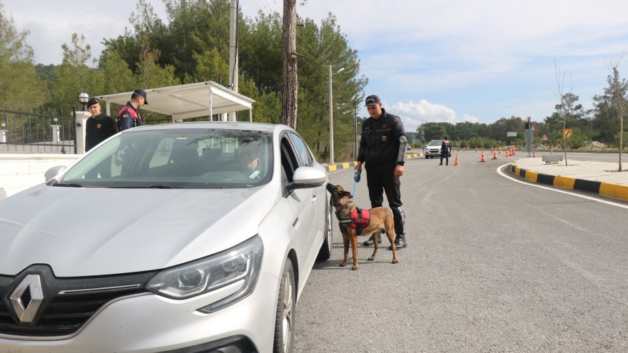 MUĞLA'DA JANDARMADAN BAYRAM DENETİMİ