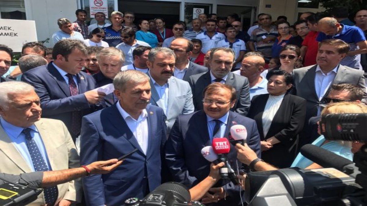 Bakanlar Deprem Bölgesinde