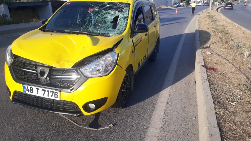 TAKSİNİN ÇARPTIĞI ÇOCUK HASTANEDE YAŞAMINI YİTİRDİ