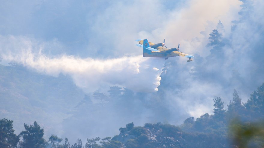 YANGINA HAVADAN VE KARADAN MÜDAHALE SÜRÜYOR