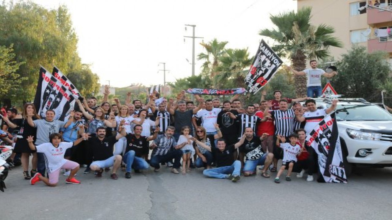 Beşiktaş taraftarı şampiyonluğu kutladı