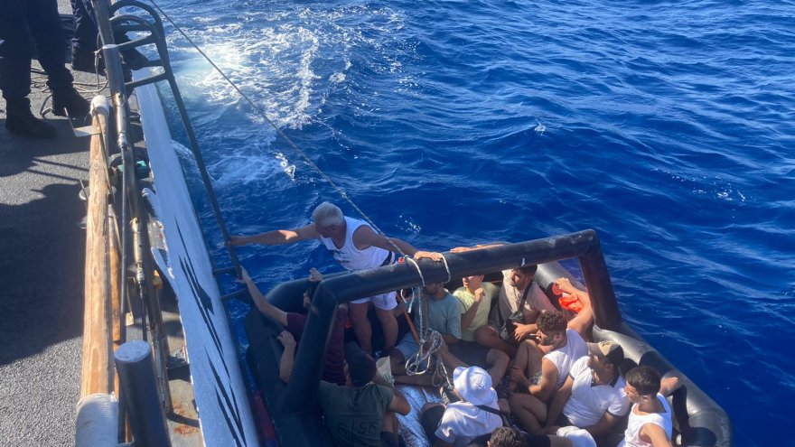 3 GÜNDE 138 DÜZENSİZ GÖÇMEN YAKALANDI