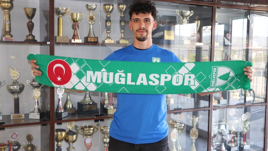 1,98'LİK DEV KALECİ MUĞLASPOR'DA