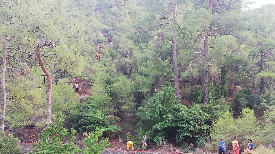 MARMARİS'TE ÇIKAN ORMAN YANGINI KONTROL ALTINA ALINDI