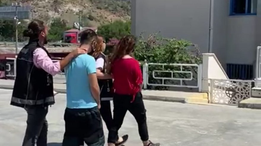 UYUŞTURUCU TACİRLERİ OTOGARDA YAKALANDI