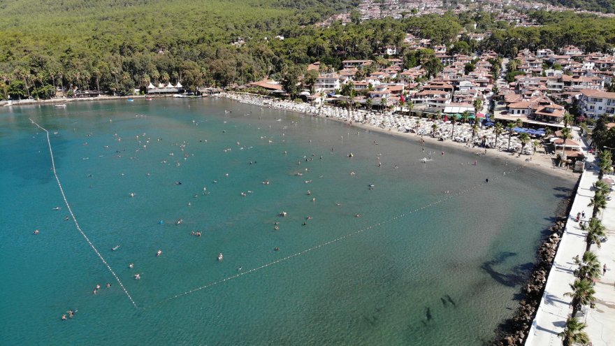 İNGİLİZ TURİSTLER MUĞLA'DAN VAZGEÇMİYOR