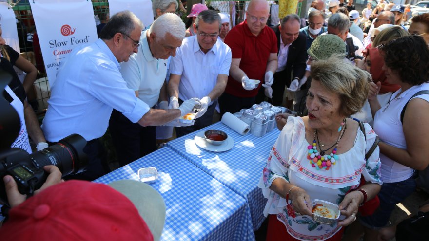 DÜĞÜN YEMEKLERİ FESTİVALDE GÖRÜCÜYE ÇIKTI