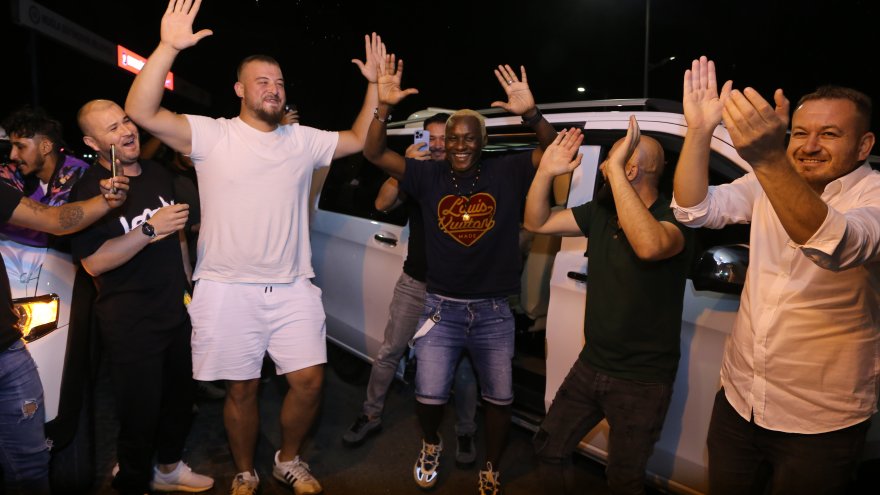 İBRAHİM YATTARA, ORTAKÖYSPOR İLE TRANSFER GÖRÜŞMELERİ İÇİN MUĞLA'YA GELDİ