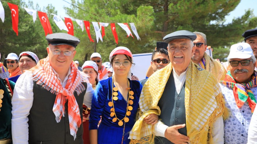 13’ÜNCÜ YÖRÜK TÜRKMEN ŞENLİĞİ SONA ERDİ