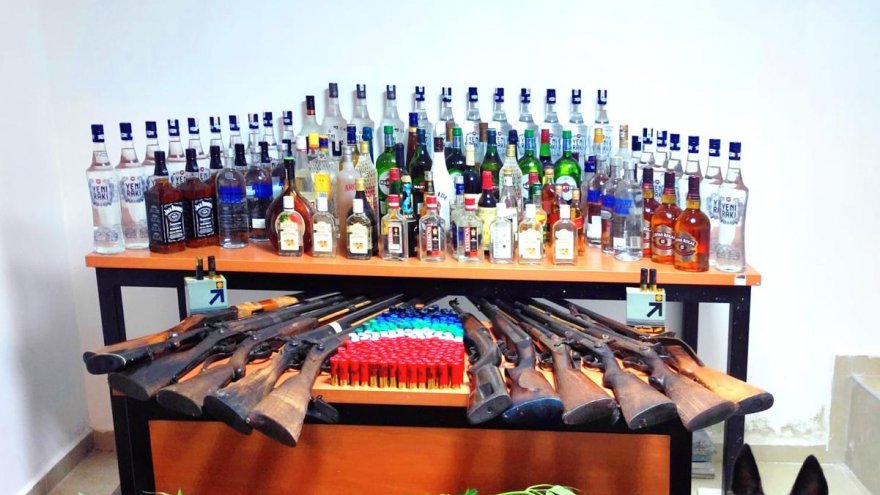 JANDARMA UYUŞTURUCUYA GEÇİT VERMİYOR