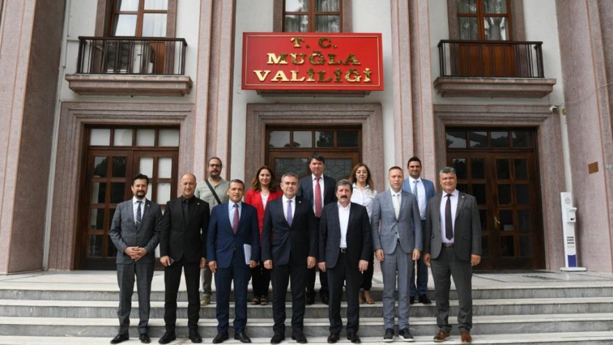 ECZACILARDAN VALİ TAVLI’YA ZİYARET